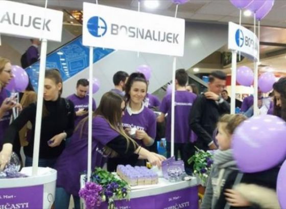 UKC Tuzla i „Bosnalijek“ obilježili „Ljubičasti dan“ 