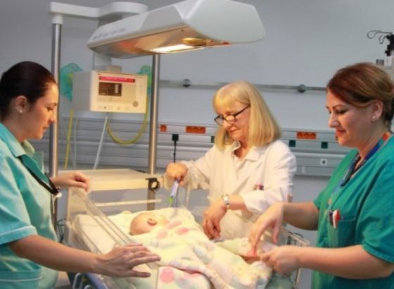 KCUS - Uspješno operirana tromjesečna beba