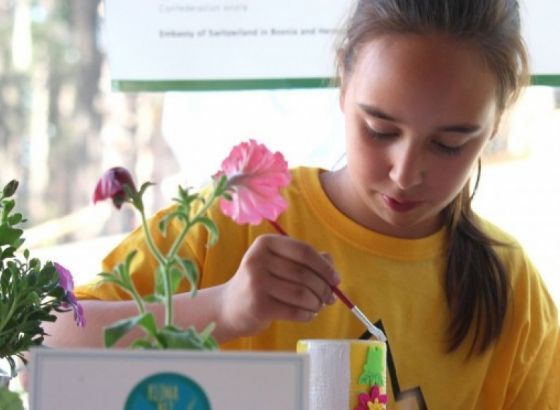 Švicarska ambasada-Osnovci istinski 'mali ambasadori' zaštite okoliša i prirode