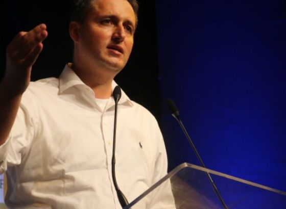 Bećirović u Tuzli: 'Moji protivnici su nezaposlenost i odlazak mladih'