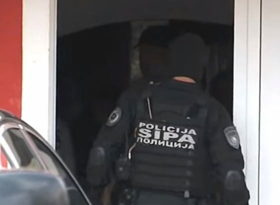 Slobode lišene tri osobe osumnjičene za krijumčarenje heroina