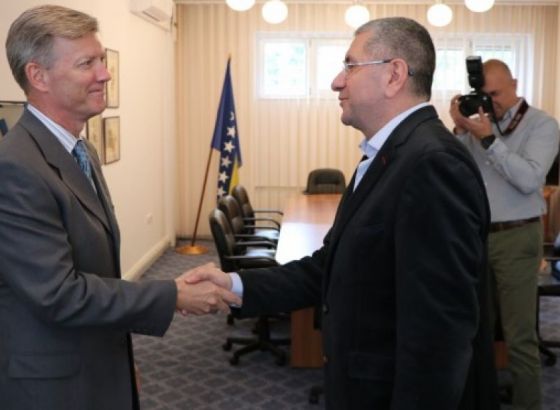 Ambasador Berton posjetio CIK BiH