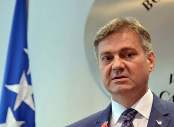 Zvizdić Ani Brnabić: Istina je samo jedna - u Srebrenici jeste počinjen genocid