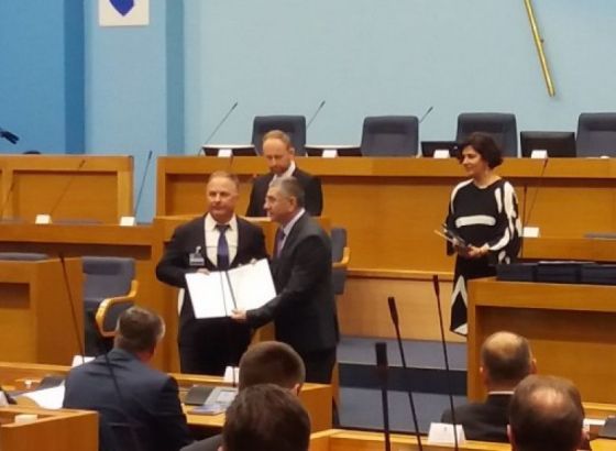 Uručeni sertifikati novoizabranim poslanicima Narodne skupštine RS-a