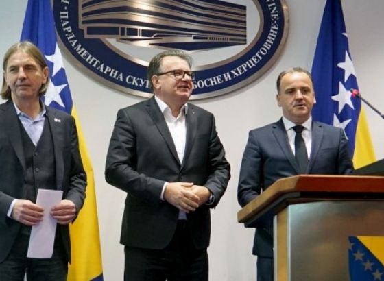 BH Blok - Uputstvo CIK-a dijeli BiH na tri etničke državice