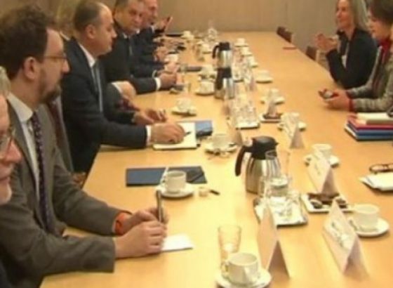 Bruxelles ponovno traži ukidanje carinskih pristojbi, Priština ne odustaje