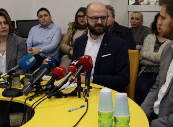 Zakonom osigurati naknade za roditelje djece s poteškoćama u razvoju