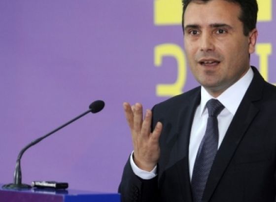 Zaev: Albanski je drugi službeni jezik u Makedoniji
