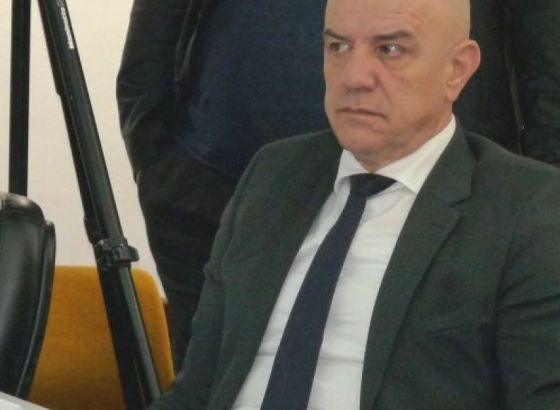 SDA zvanično oformio koaliciju koju podržava 18 zastupnika u Skupštini ZDK