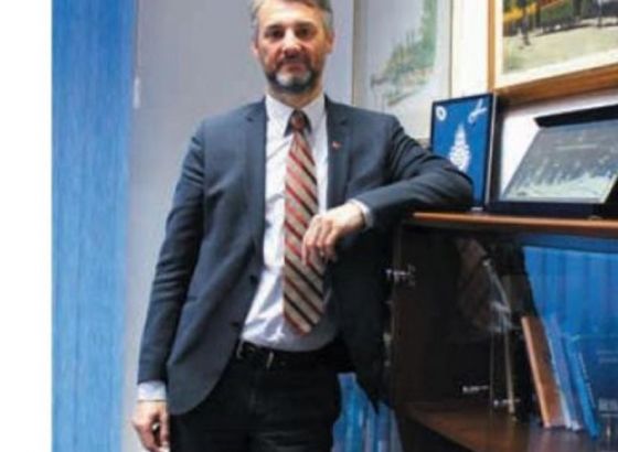 Premijer Forto odgovara: Treba li ministrima toliko vozila i vozača