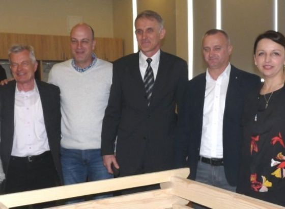 "Alba" s 50 domaćinstava u Zenici otpočela pilot projekt kućnog kompostiranja