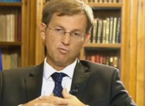 Cerar zanijekao da će Slovenija povući priznanje Kosova