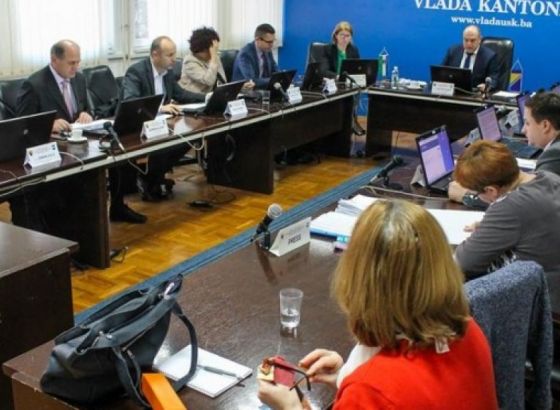 Vlada USK mora plaćati kredite za regionalnu deponiju koja ne postoji