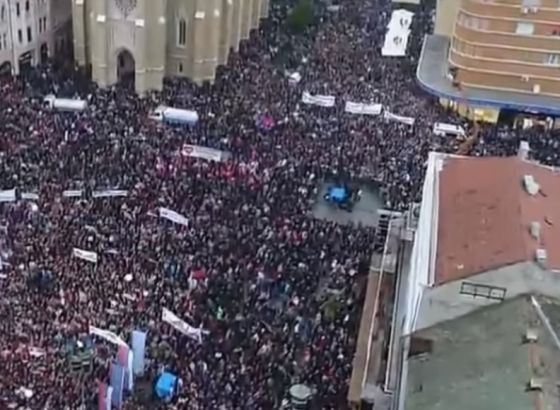 Vučić u kampanji 'Budućnost Srbije', večeras veliki skup u Beogradu