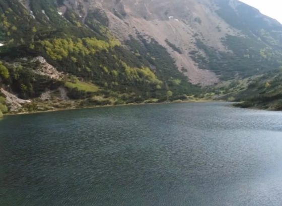 U jezeru pronađeno beživotno tijelo starice iz Drvara
