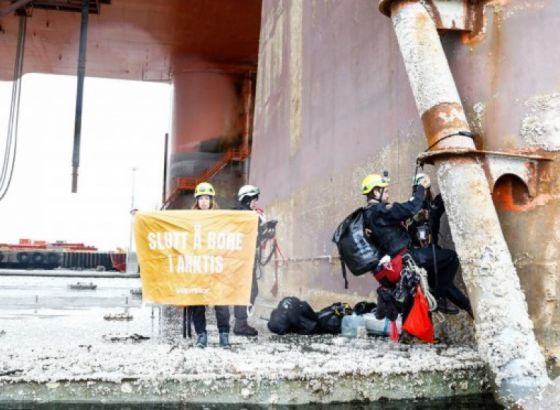 Aktivisti Greenpeacea protestiraju zbog bušenja nafte u Arktiku