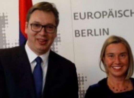 Vučić iz Berlina: Spremni za dijalog čim Priština ukine takse