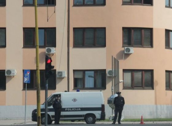 TUZLA: Uhapšeno 13 osoba i zaplijenjen heroin