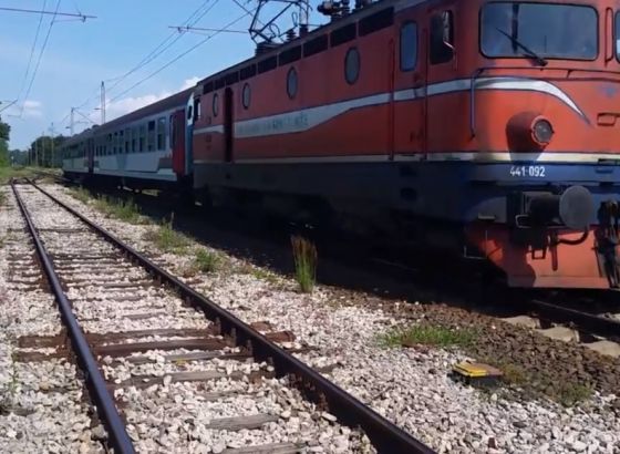 Žena pala iz voza kod Stanara