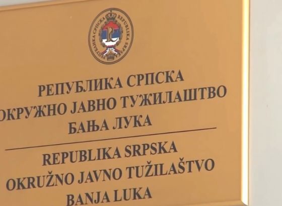 Osumnjičeni bivši ministar prosvjete RS-a Suzić sproveden u nadležno tužilaštvo