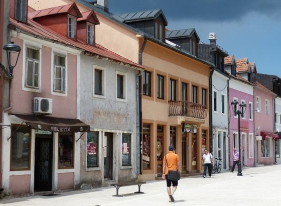 Jedna osoba ubijena u pucnjavi na Cetinju