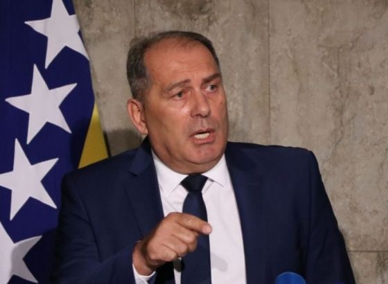 Mektić: Poslanici SNSD-a u prošlom mandatu 16 mjeseci nisu dolazili na sjednice