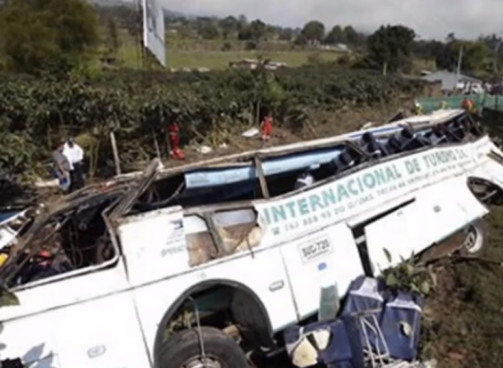 Venecuela - Autobus se survao u provaliju, 18 mrtvih