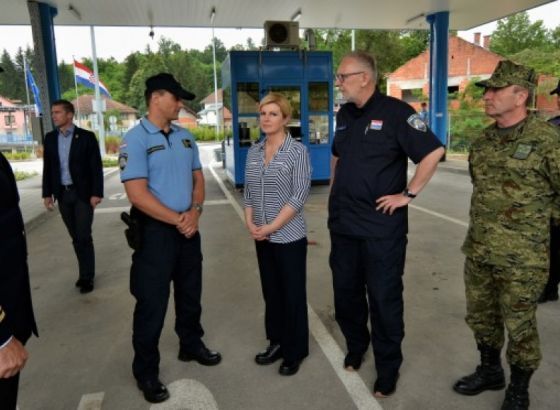 Grabar-Kitarović protiv žice na granici s Bosnom i Hercegovinom