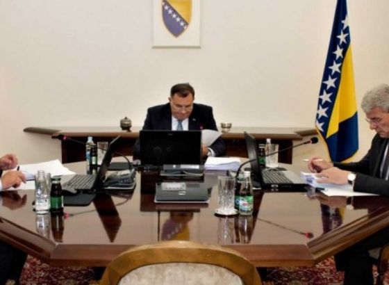 Prеdsјеdništvо BiH usvojilo Zaključak o rješavanju pitanja migrantske krize