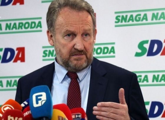 Izetbegović Dodiku ponudio kompromisni plan za NATO
