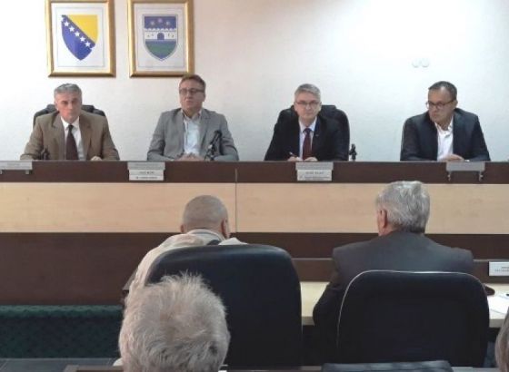 Ministar Bukvarević na sastanku s demobilisanim borcima u USK