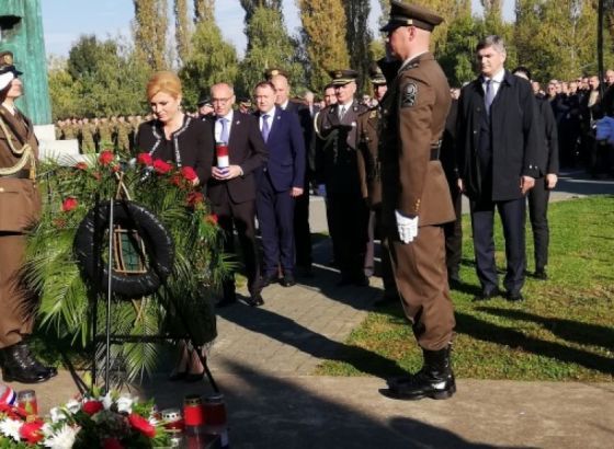 Grabar-Kitarović: Pravosuđe presporo rješava pitanje ratnih zločina