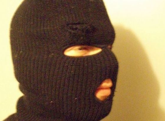 Policija u Tomislavgradu traži pljačkaša s 'fantomkom'