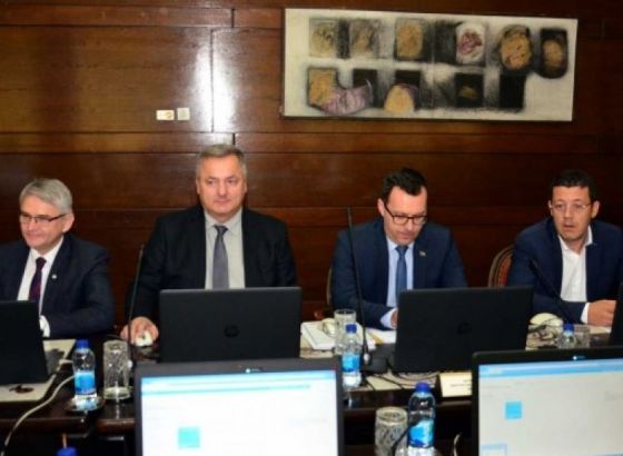 Vlada FBiH - Utvrđene visine plata i naknada u Zavodu Pazarić