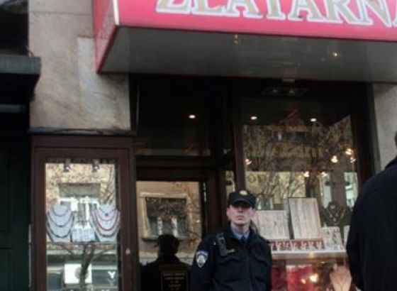 U pljački zlatarnice u Splitu ukradeno milijun kuna nakita