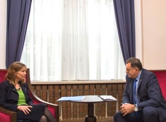 Dodik na sastanku sa Kavalec: Da se dođe do dogovora u BiH