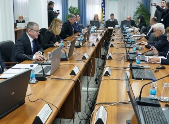 Nova uredba o obliku službene policijske iskaznice i značke
