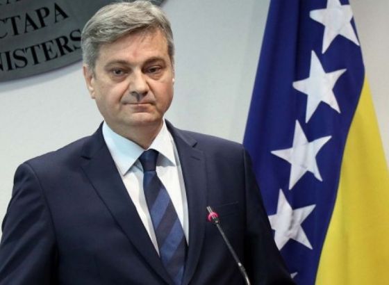 Zvizdić čestitao građanima Novu godinu