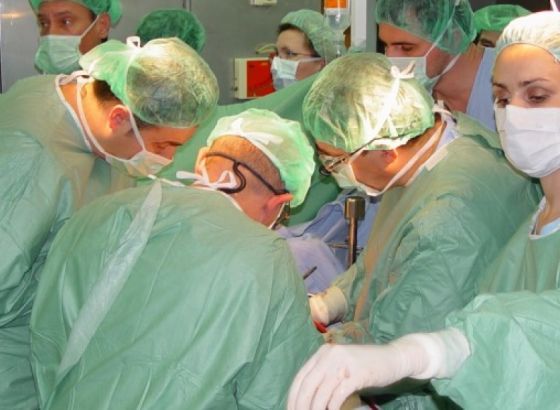 Najljepši novogodišnji poklon bolesnim: Na UKC Tuzla urađena transplantacija pet organa, pacijenti stabilni