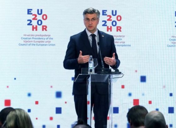 Plenković ističe da nikad neće podići bodljikavu žicu prema BiH