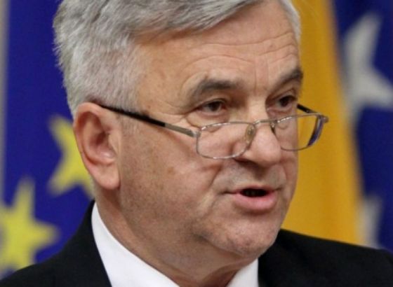 Čubrilović: Neki u NSRS-u zloupotrebljavaju poslaničke mogućnosti