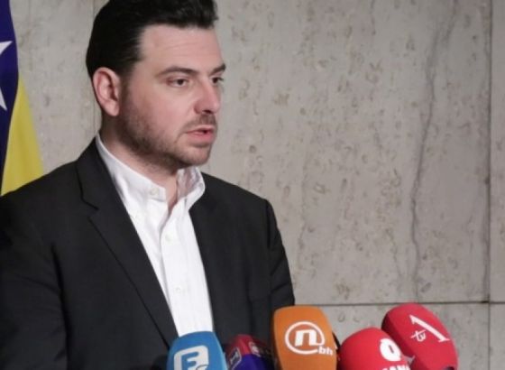 Magazinović: Na stotine službenih vozila koriste se u privatne svrhe