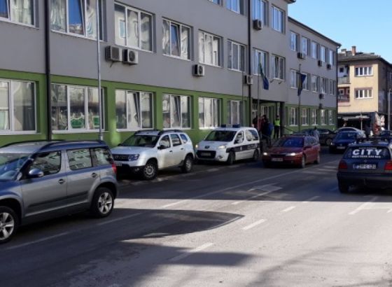 Policija USK-a lišila slobode četiri osobe zbog teških krađa