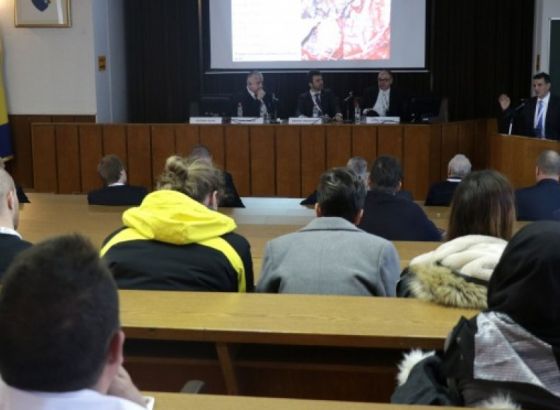 Eminentni autoriteti neurohirurgije i onkologije na simpoziju u Sarajevu