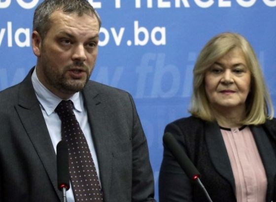 Kajtaz: Pola miliona KM za nabavku besplatnih udžbenika (VIDEO)