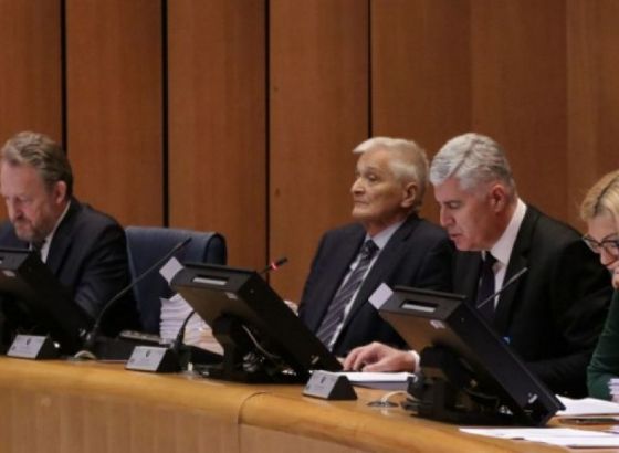 Zbog delegata iz srpskog naroda većina tačaka dnevnog reda ide na usaglašavanje