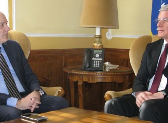 Džaferović primio u nastupnu posjetu ambasadora Grčke u BiH Papandreoua