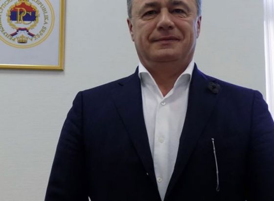 Perović prijetio CAPITAL-u: „Ugasiću vas. Imaćete mnogo problema spomenete li još jednom „Comsar“, bolje da se selite…