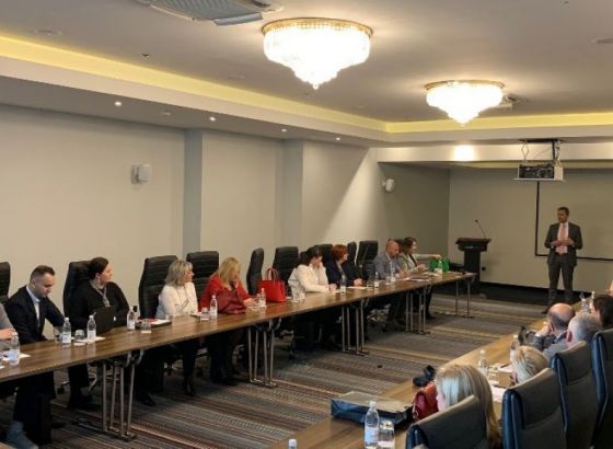 (VIDEO) Sve tajne administracije dostupne na „klik“