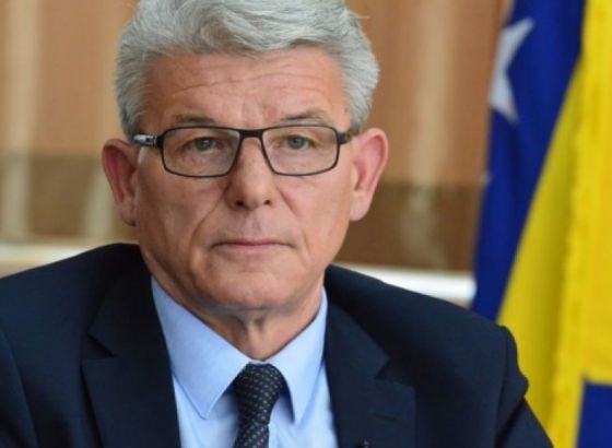 Džaferović zatražio vanrednu sjednicu Predsjedništva BiH zbog koronavirusa